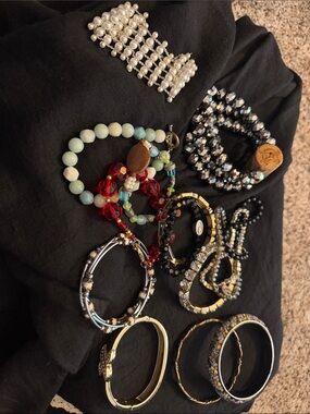 15 Bracelets